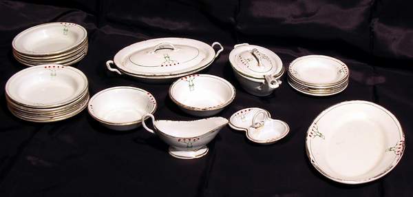 art nouveau children's dinner set in enamel!  There are 26 pieces