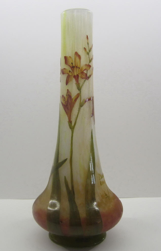 art nouveau acid etched DAUM NANCY cameo glass vase with floral decoration