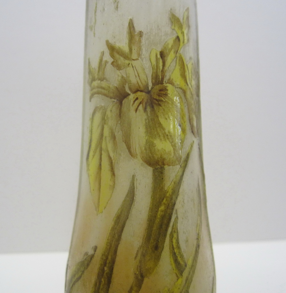 art nouveau acid etched DAUM NANCY cameo glass daffodil vase 