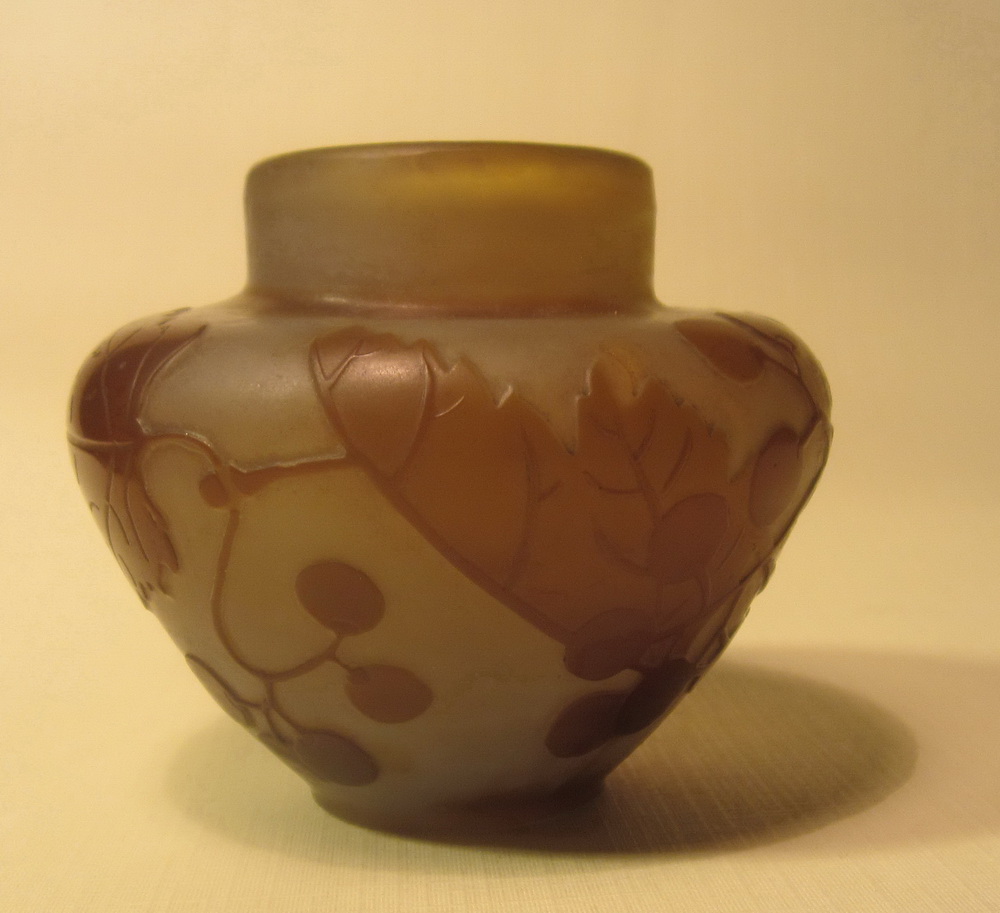 antique miniature Emile Gall vase,  Acid etched decor of berries. 6,5 cm high. 1904 - 1906