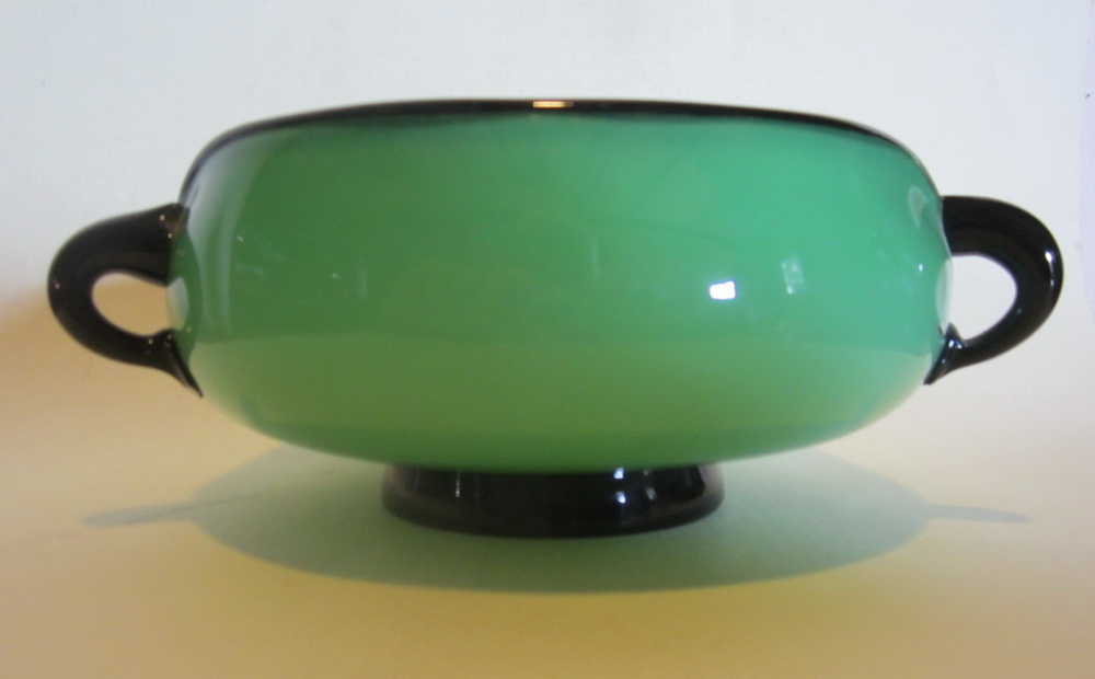 art deco Loetz Powolny tango glass bowl with applied black rim and handles by Michael Powolny for Witwe Loetz;