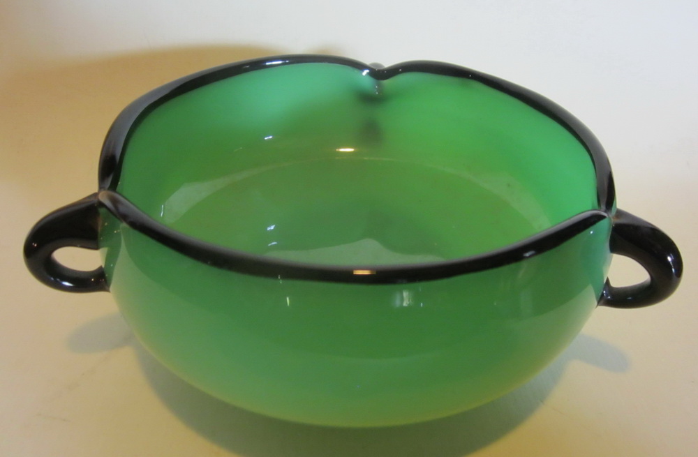 art deco Loetz Powolny tango glass bowl with applied black rim and handles by Michael Powolny for Witwe Loetz;