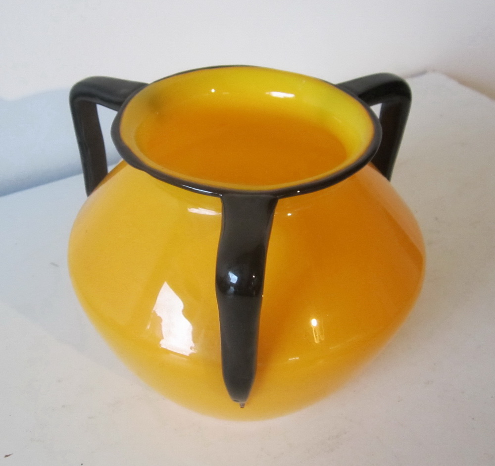 Powolny Tango glass Loetz vase, art deco vase annealed rim and handles; Austria, ca 1920